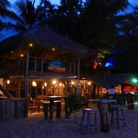 Vitamin Sea Beach Cabana Nilaveli Exterior foto
